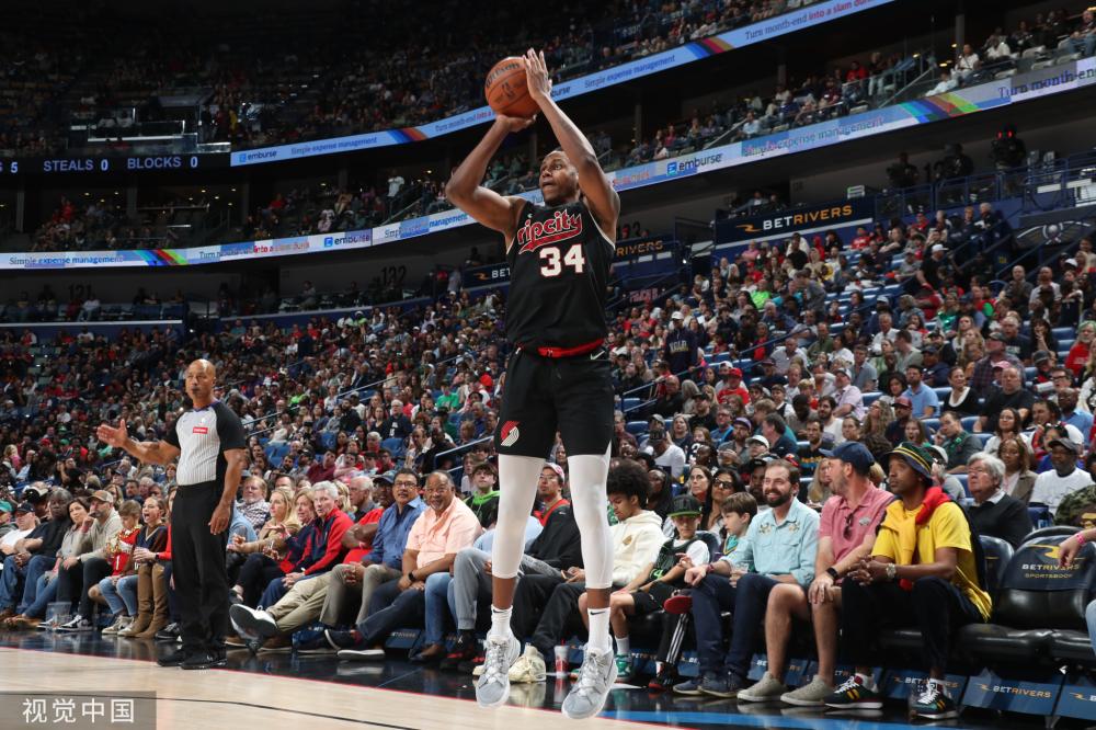 部管理层中 部管理层中