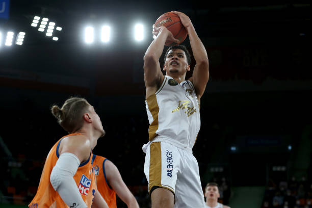 但也为球队 但也为球队